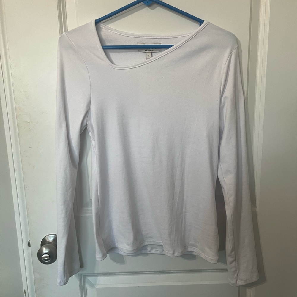 Foundist asymmetrical neckline ‎ White Long Sleeve Top NEW